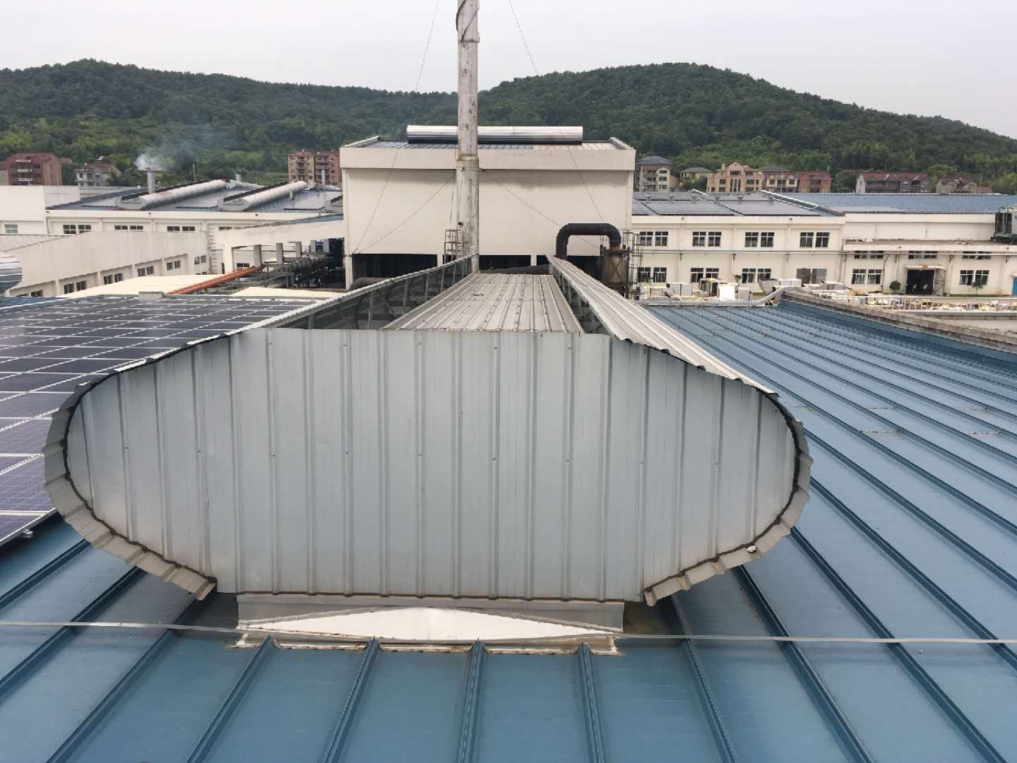 柳州融安县C2T一字型单体式天窗如何解决外表脱碳问题