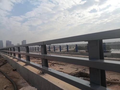 石家庄赵县市政公路护栏的常见结构设计介绍