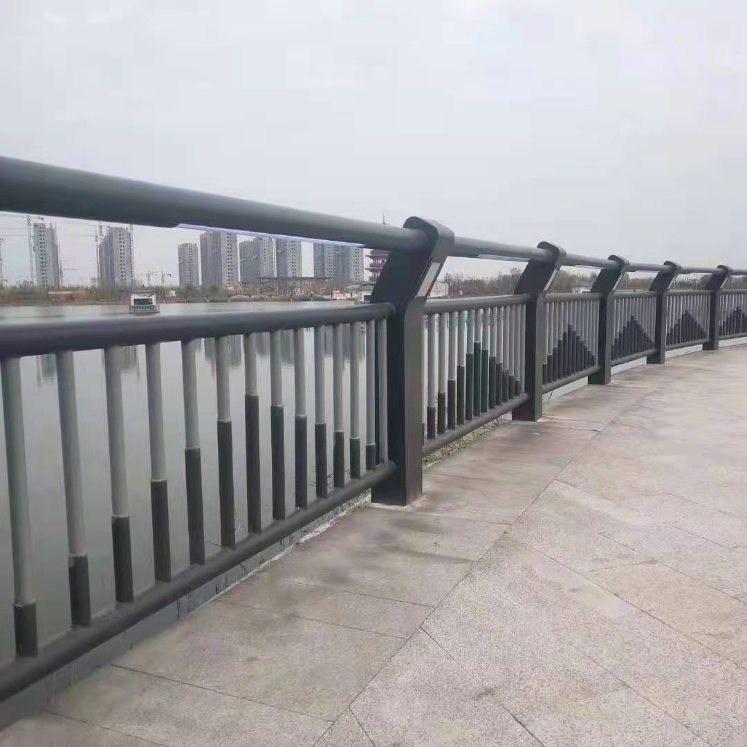 公路桥梁防撞护栏 公路桥梁防撞护栏