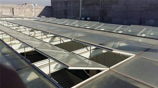 孟州市三角型采光排烟天窗厂家