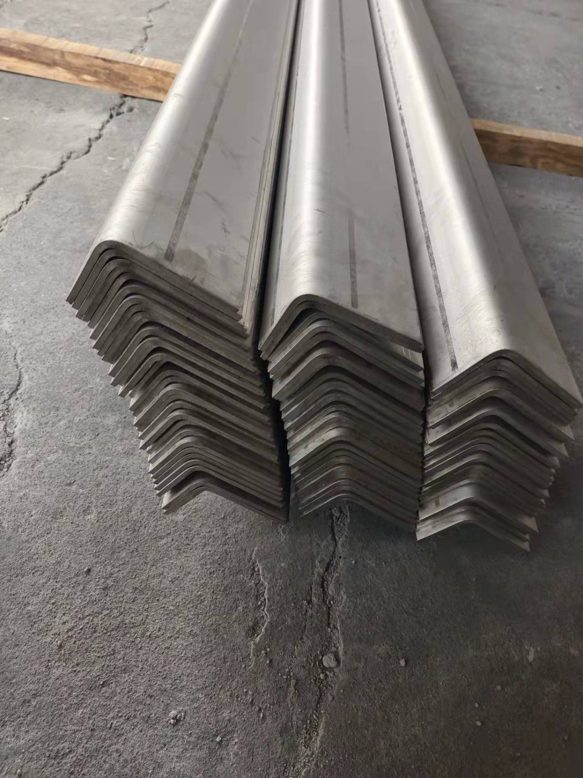 株洲蘆淞區2205不銹鋼槽鋼的檢驗要求
