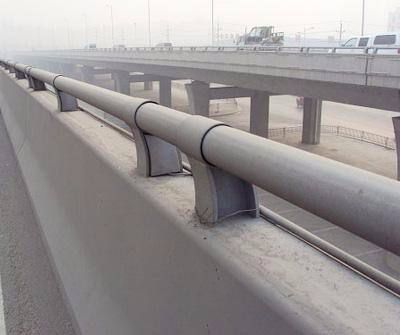 浙江省桥面防撞护栏使用的措施的注意事项