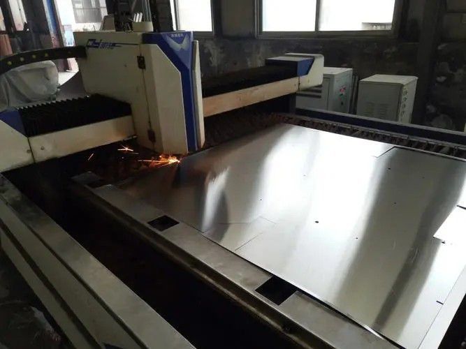 广州不锈钢板折弯都可以在哪些工厂广泛应用