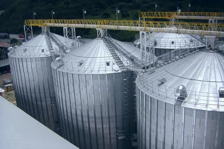 黄冈3万吨钢板仓技术升级促进前进步伐