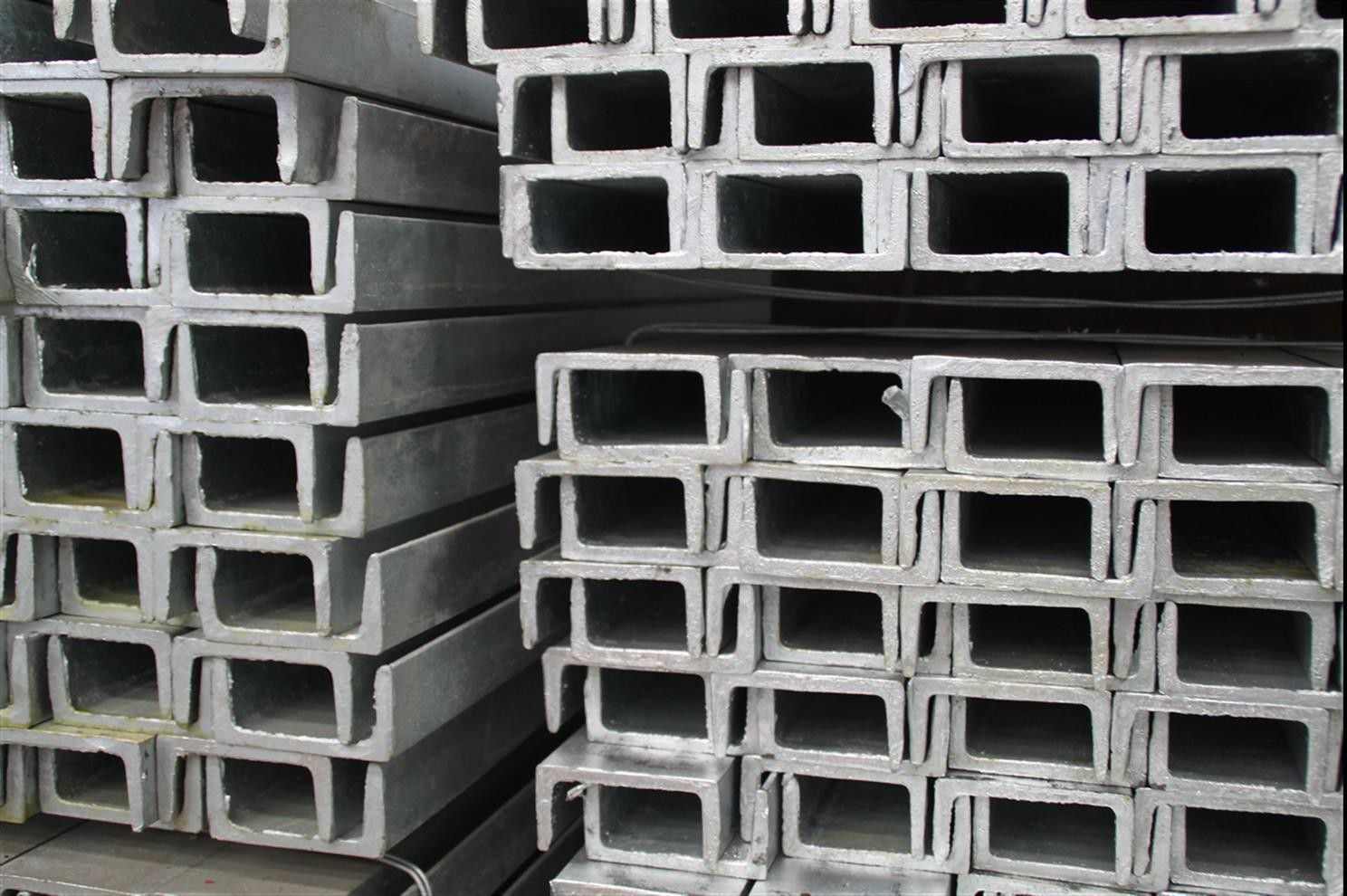 石嘴山惠农区Q235B槽钢生产生活的重要