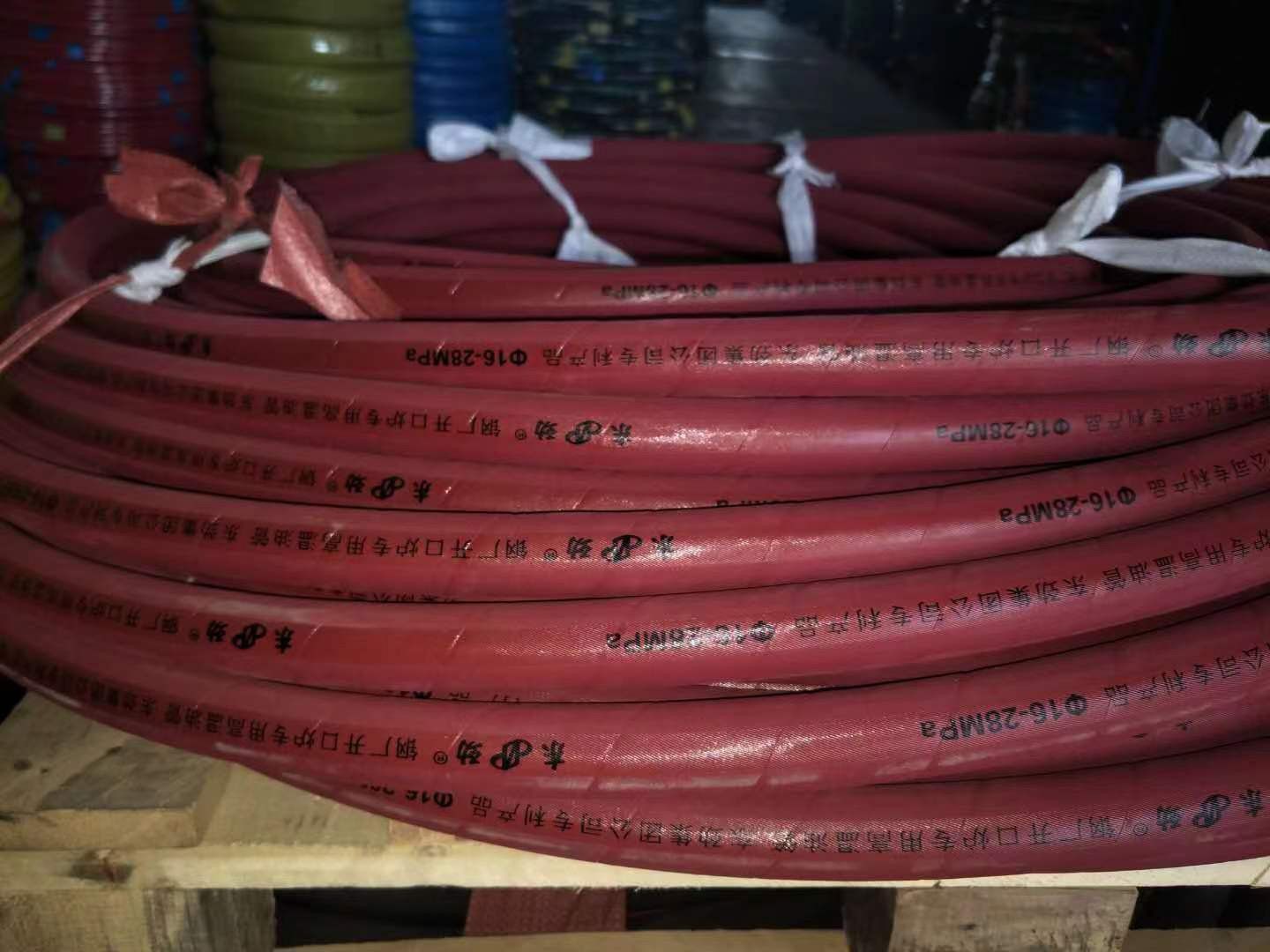 果洛藏族自治州水泥罐车胶管