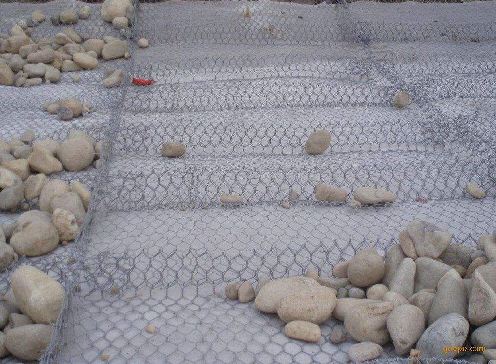 宜昌夷陵区夏合土工膜的施工技术