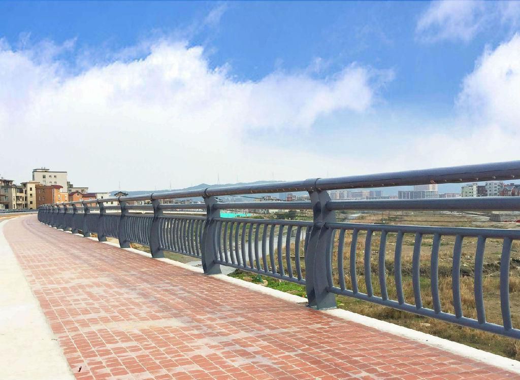 柳州柳城县桥梁钢护栏连铸生产中利用红外测温方法的优点分析