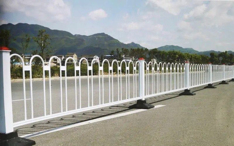 果洛藏族自治州不锈钢护栏