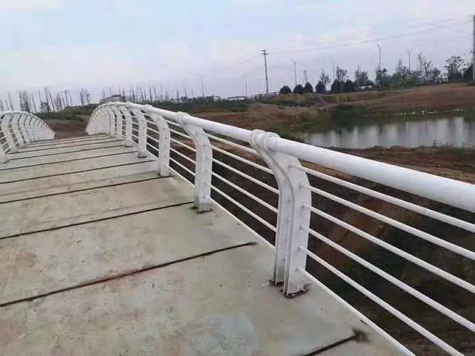 白银铝合金桥梁护栏