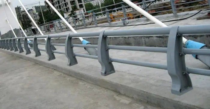 耒阳市铝合金桥梁护栏气力输送系统特点