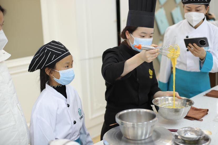 杭州学习烘焙技术培训的学员学习的如何